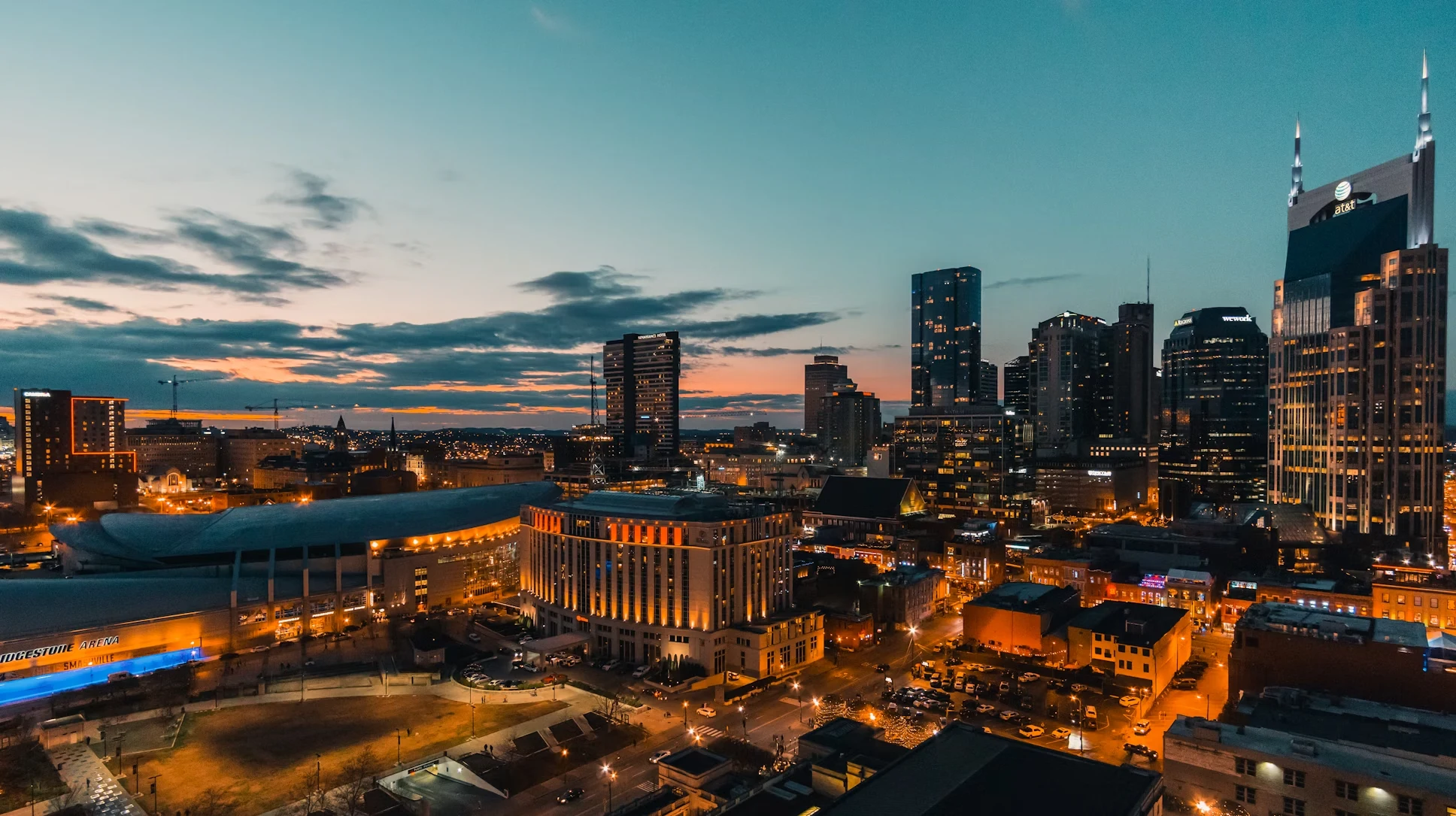 Nashville skyline at dusk